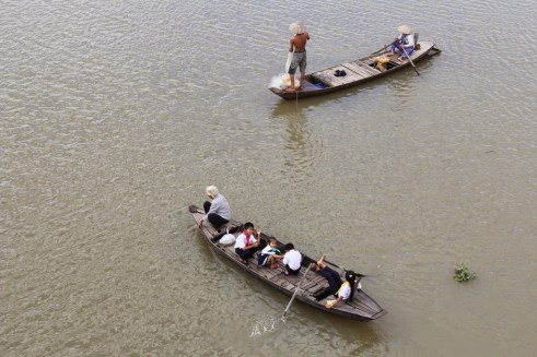 La Ngà, Đồng Nai 2013 - Đi học - Going to school in La Ngà, Đồng Nai, Vietnam - Photo: vandungsilk
