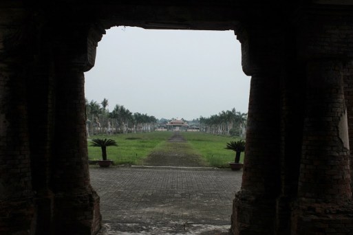Thánh Địa La Vang - Quảng Trị - Mùa Đông 2013 (Phía trước là cổng chính) - La Vang Church, Quảng Trị, Vietnam. Photo: vandungsilk
