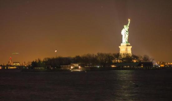 New York - Statue of Liberty - Photo: Trong Hoang