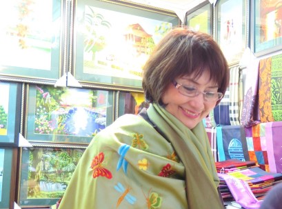 Minh Nguyệt ở Phố Cổ Hà Nội - Photo: TốngMai